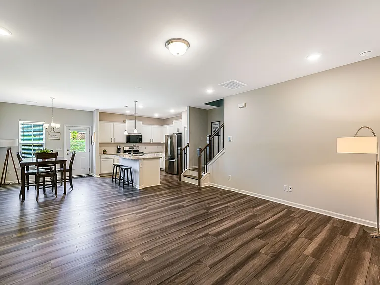 616 Glen Clova Dr — Photo 8