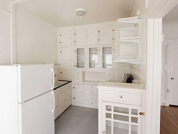 5th image of 1289 2nd Ave APT 2