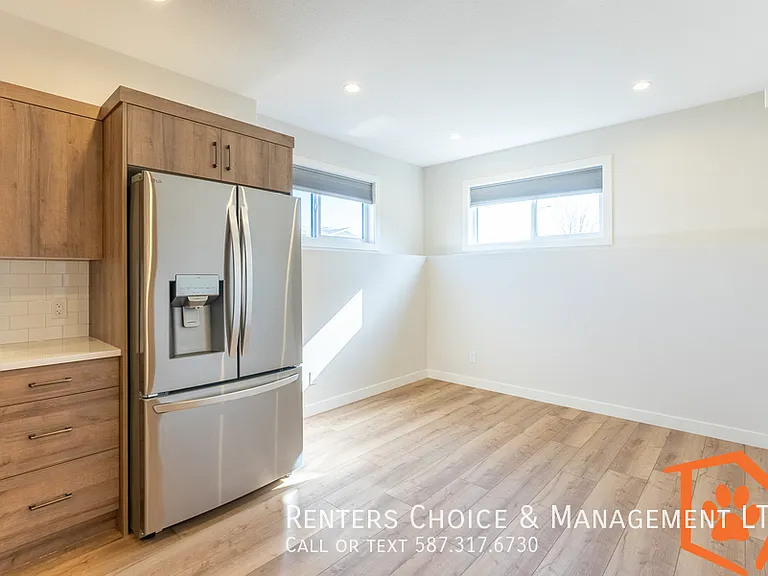 4205B 57th St — Photo 7