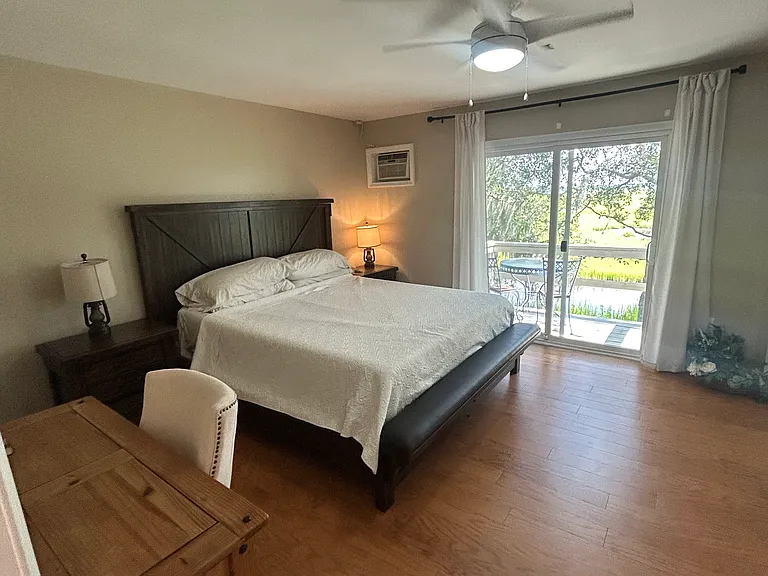 510 Saint Charles Ct — Photo 1