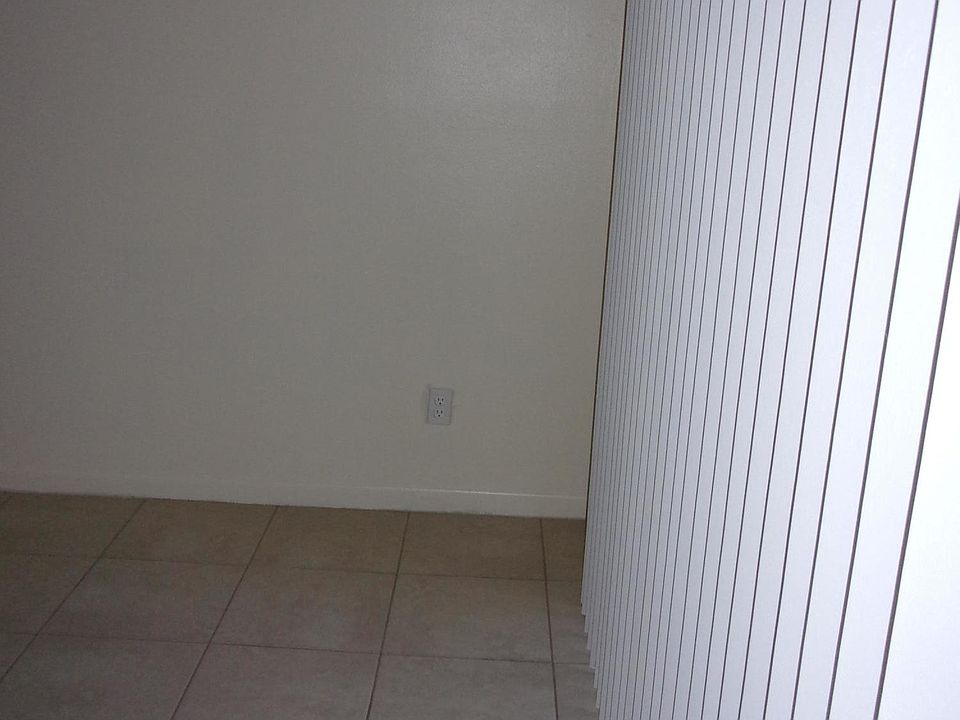 1st image of 1690 Sunny Brook Ln NE APT 101