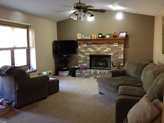 4th image of 14118 Basswood Cir
