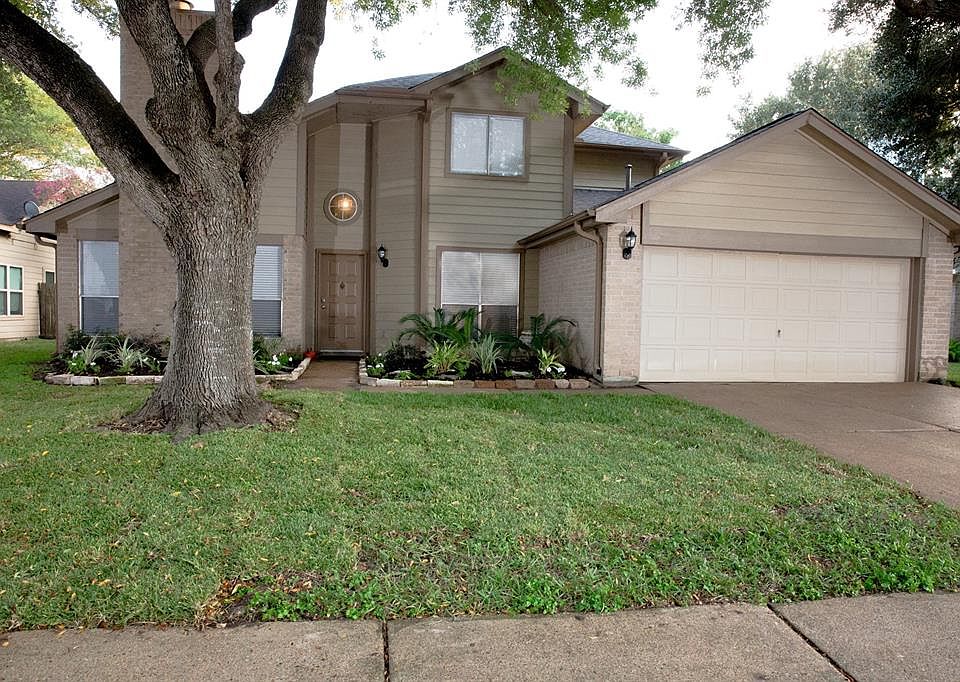 1st image of 20211 White Poplar Dr