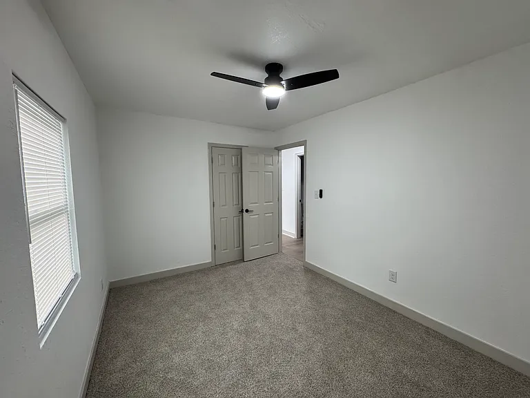 213 Ivey St — Photo 17