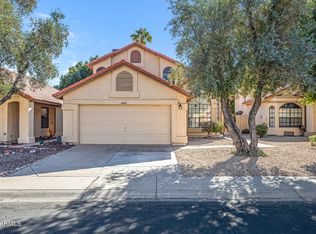 4423 E Amberwood Dr, Phoenix, AZ 85048