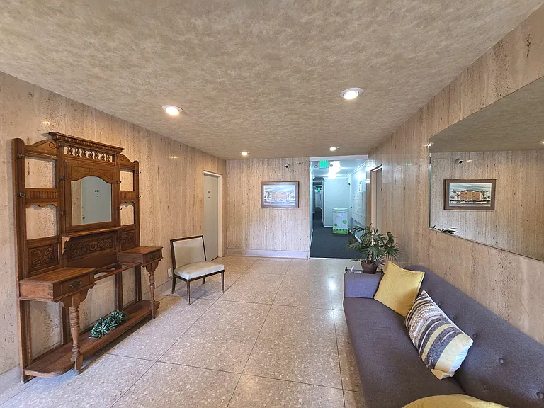 1299 Cordova St #308 — Photo 18