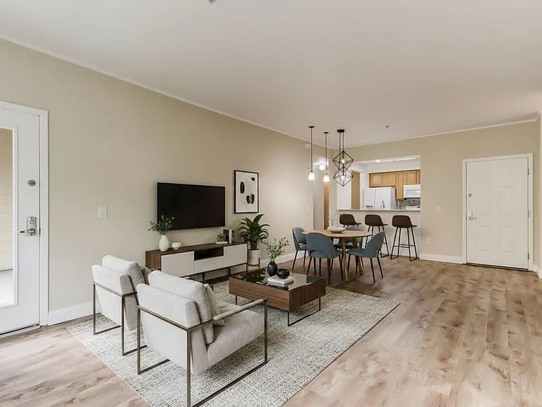 415 N 2nd St #340 — Photo 5