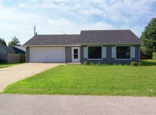 605 Arnold Ln, Centerton, AR 72719