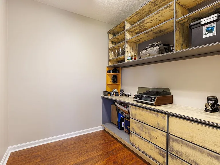 4614 Briarberry Dr — Photo 17