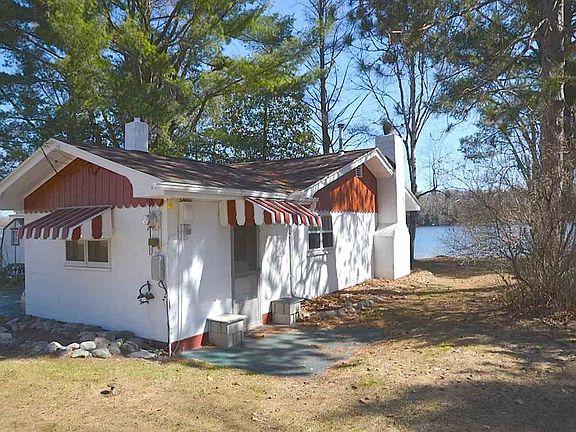 3rd image of 816 W Intermediate Lake Dr