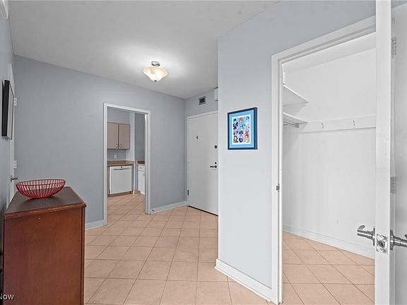 2nd image of One Bratenahl Place Blvd #908