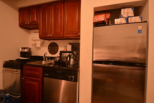 Rented by Keller Williams NYC | media 7