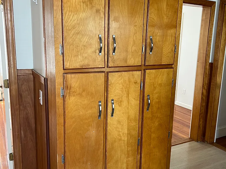 474 Windsor St #2 — Photo 8