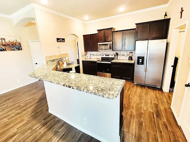 5207 Colina Dr — Photo 6