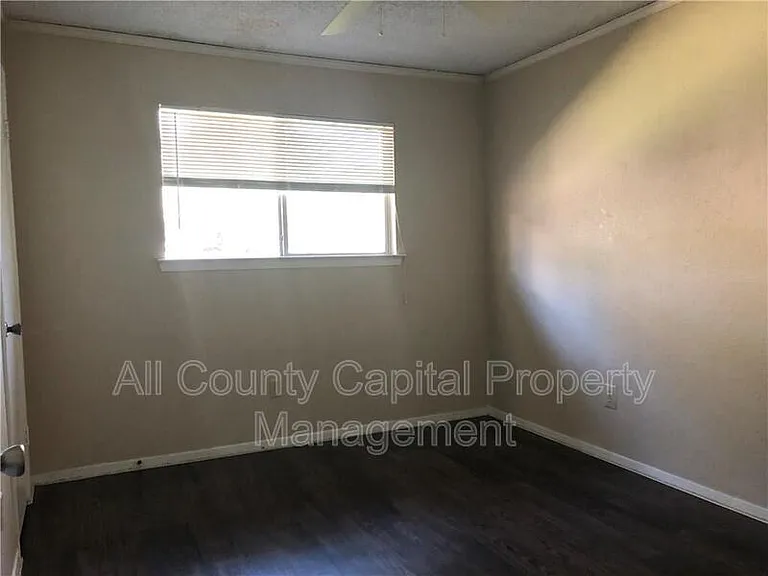 6211 Sunkist Ln #6211 — Photo 5