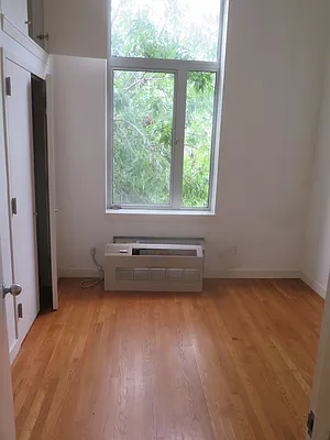 Rented by Spot It Realty LLC | media 57