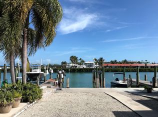 37 7th St, Key Colony Beach, FL 33051