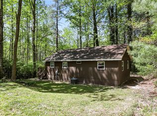 521 Lake Falls Rd, Hendersonville, NC 28739