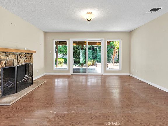 4th image of 1027 Le Conte Dr