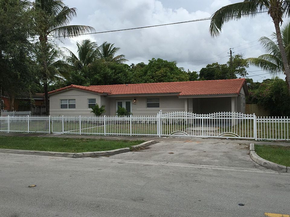 1st image of 17600 NE 2nd Ave