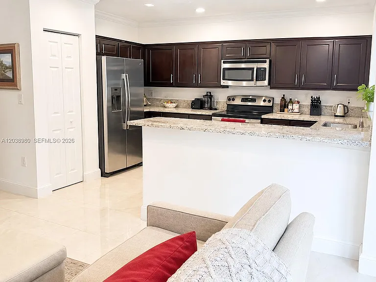 11725 SW 150th Pl #11725 — Photo 8
