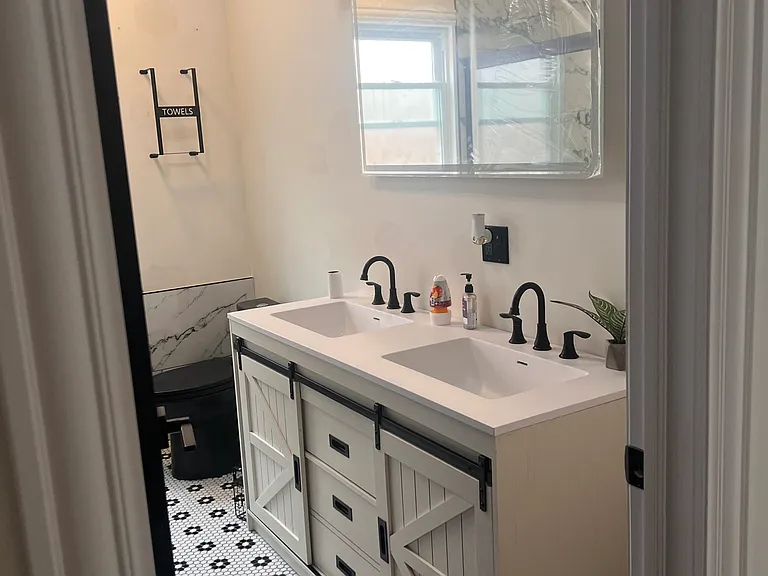 5422 W Jackson Blvd #2 — Photo 15