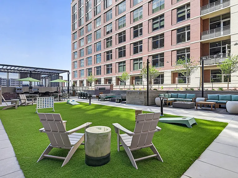 Outdoor lounge