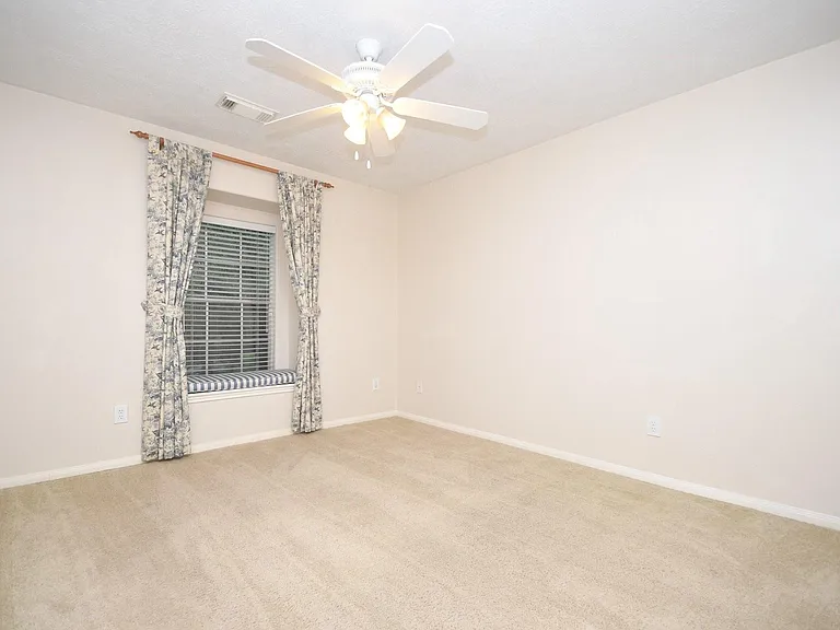 10430 Sanibel Falls Ct — Photo 30