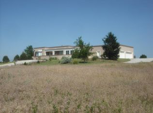 1007 W 95th Ave, Hutchinson, KS 67502