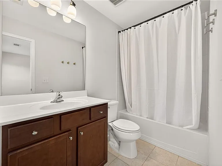 1020 Kendall Grove Ct — Photo 25