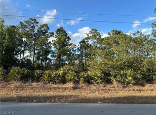 927 Sterling St E, Lehigh Acres, FL 33974