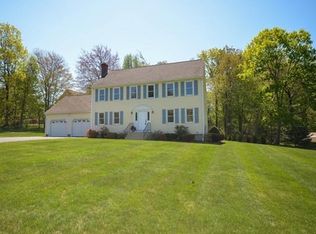 61 Highland View Dr, Sutton, MA 01590