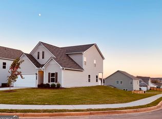 539 Summerfield Ln, Cartersville, GA 30120