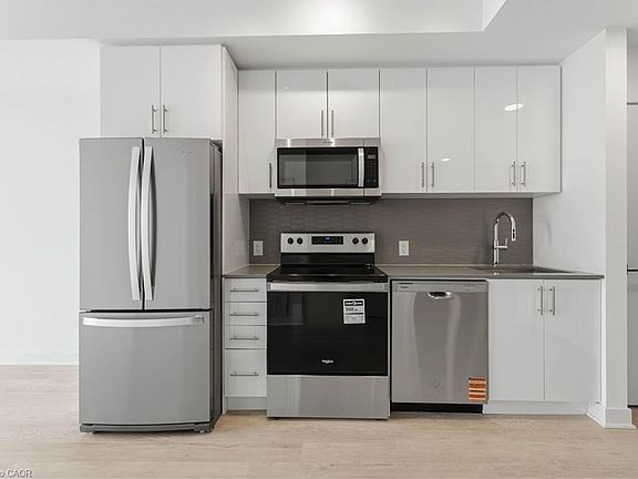 5th image of 2782 Barton St E #1315