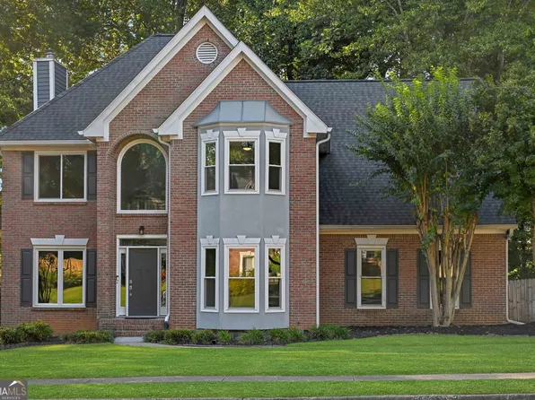 5532 Snowy Orchid Dr, Sugar Hill, GA 30518