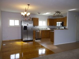 215 W Walnut Ave, El Segundo, CA 90245