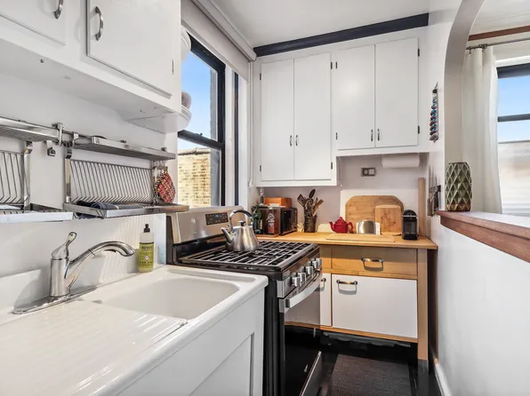 45 Park Terrace West image 5 of 20