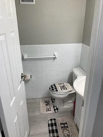 Regency House — Photo 17