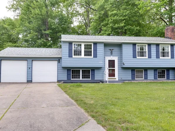 4285 Baird Rd, Stow, OH 44224