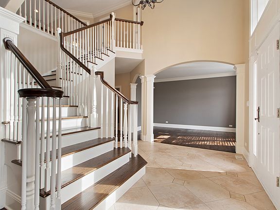 3rd image of 12434 Country View Ln