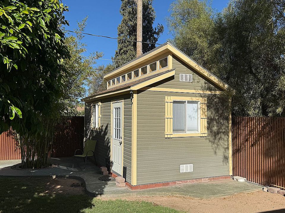 2nd image of 3325 N Treat Cir