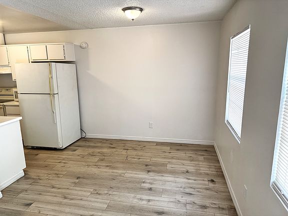 3rd image of 7190 Conant Ave #2
