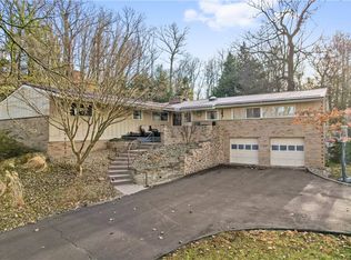 145 Woodhaven Ln, Pittsburgh, PA 15237