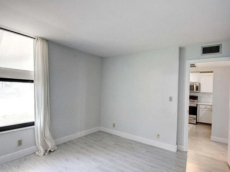 11 Royal Palm Way #1040 — Photo 14