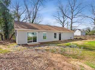 1217 Skyview Rd, Charlotte, NC 28208