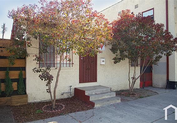 1st image of 1412 W Florence Ave