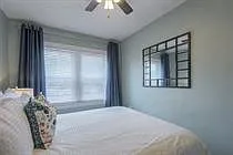 720 W 37th St #2 — Photo 26