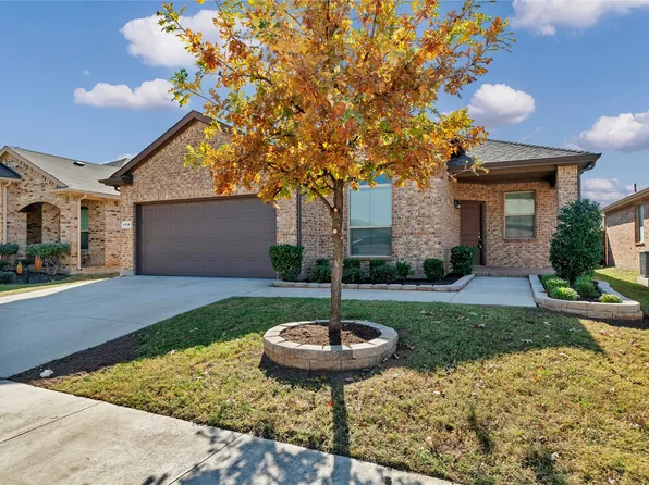 1136 Genola Dr, Fort Worth, TX 76177