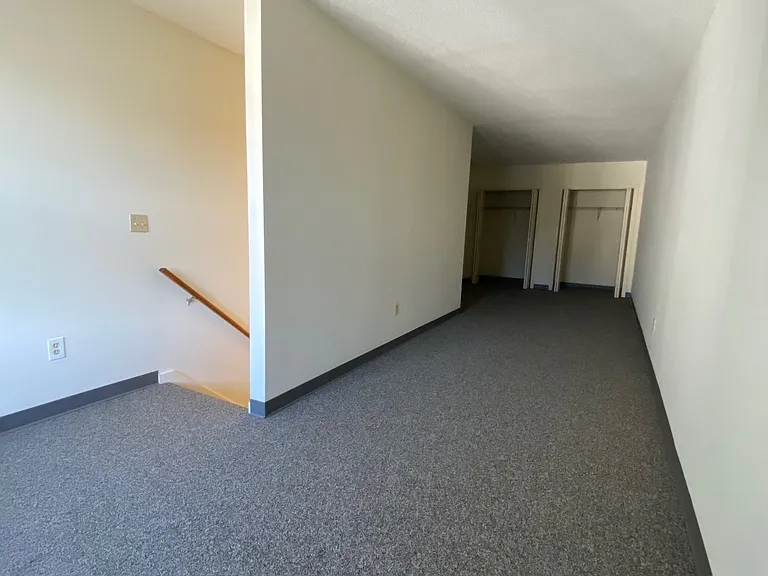 Summit Place Apartments — Photo 13