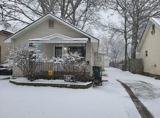 516 Stratford Rd, Ferndale, MI 48220